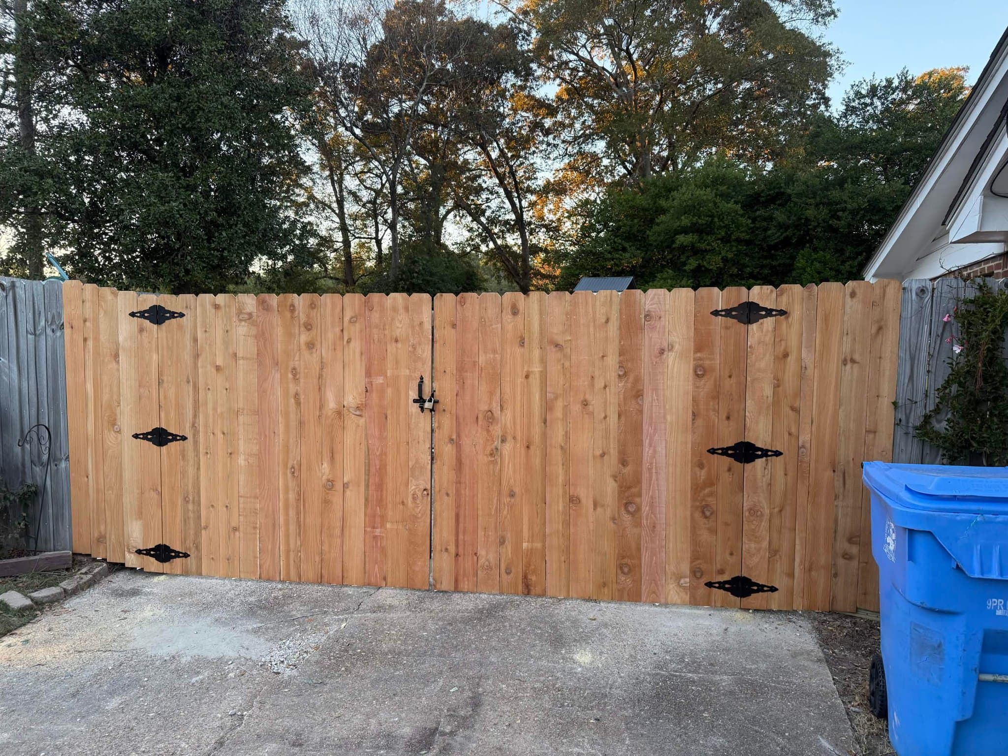 New gate installation by Rays Fencing and Outdoor